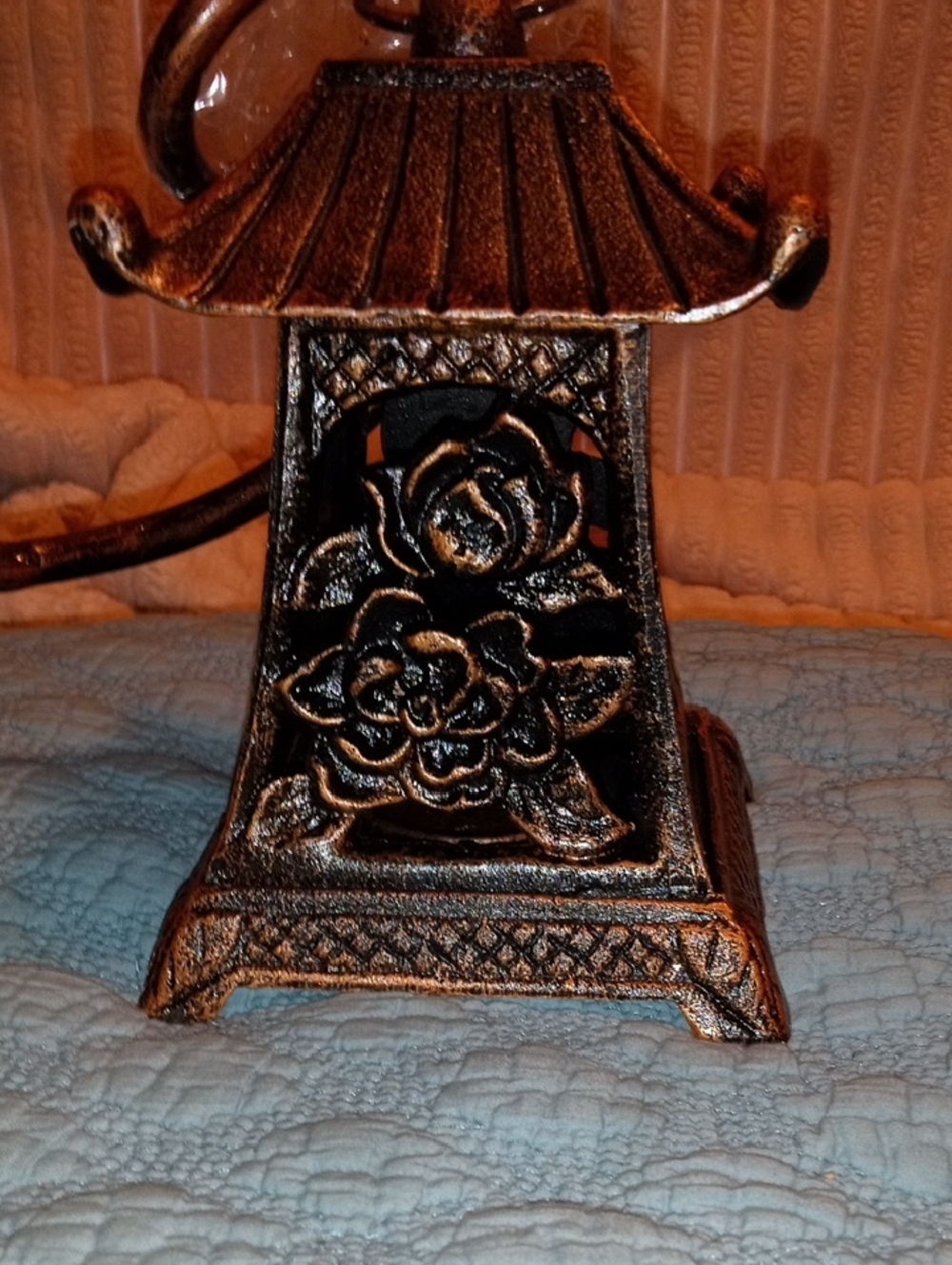 Ornate Floral Cast Iron Lantern in Bronze-Black